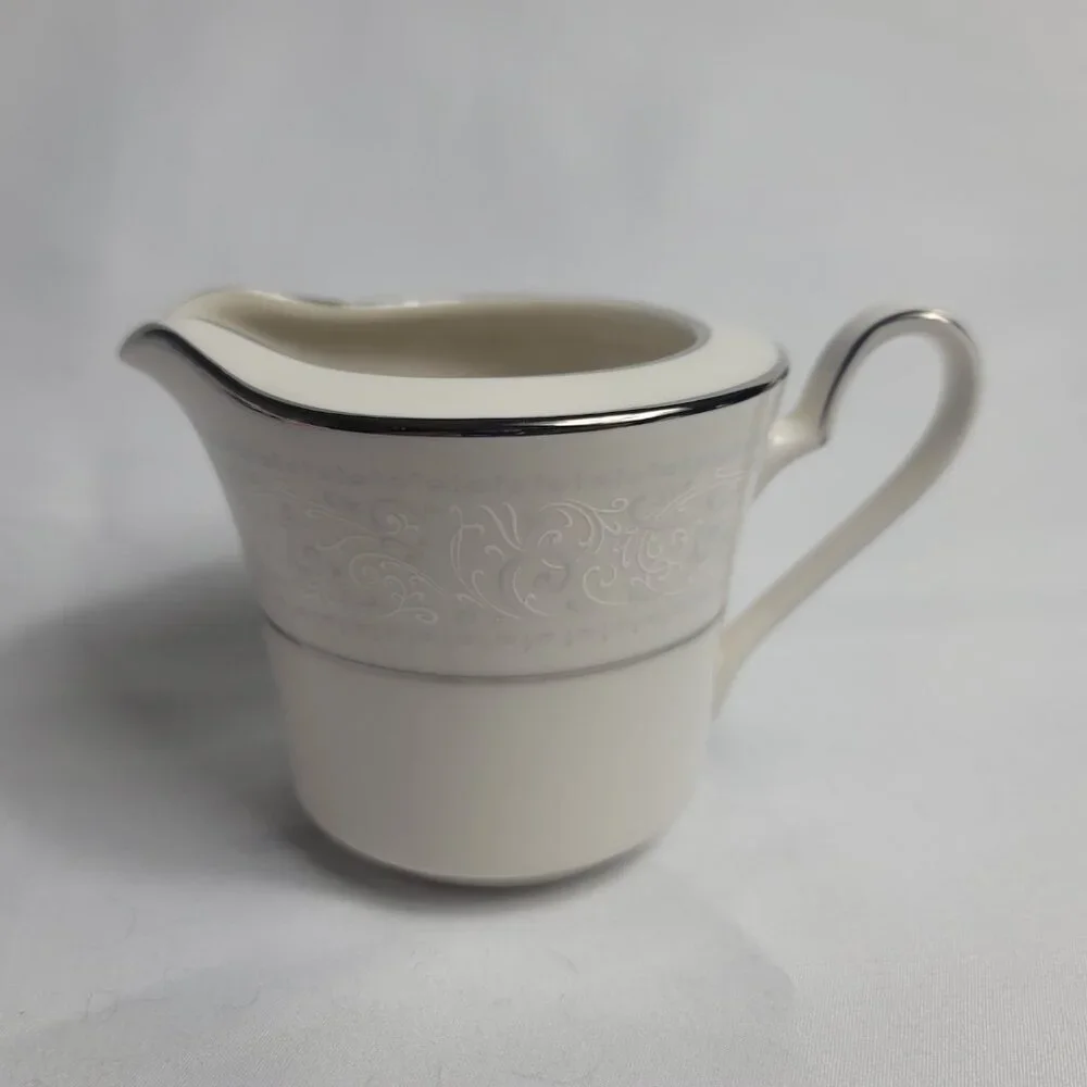 Noritake Trudy Creamer Ivory with Blue & White Scrolls #7087